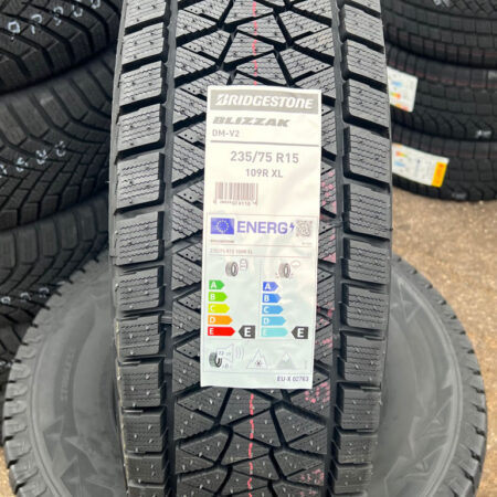 235/75 R15 109R DM-V2 BRIDGESTONE